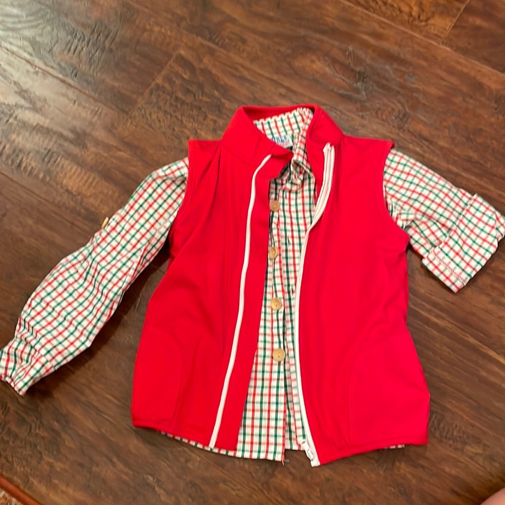 Red and green shirt/vest set